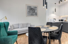 Moniuszki 10 by NYX Apart, Warsaw